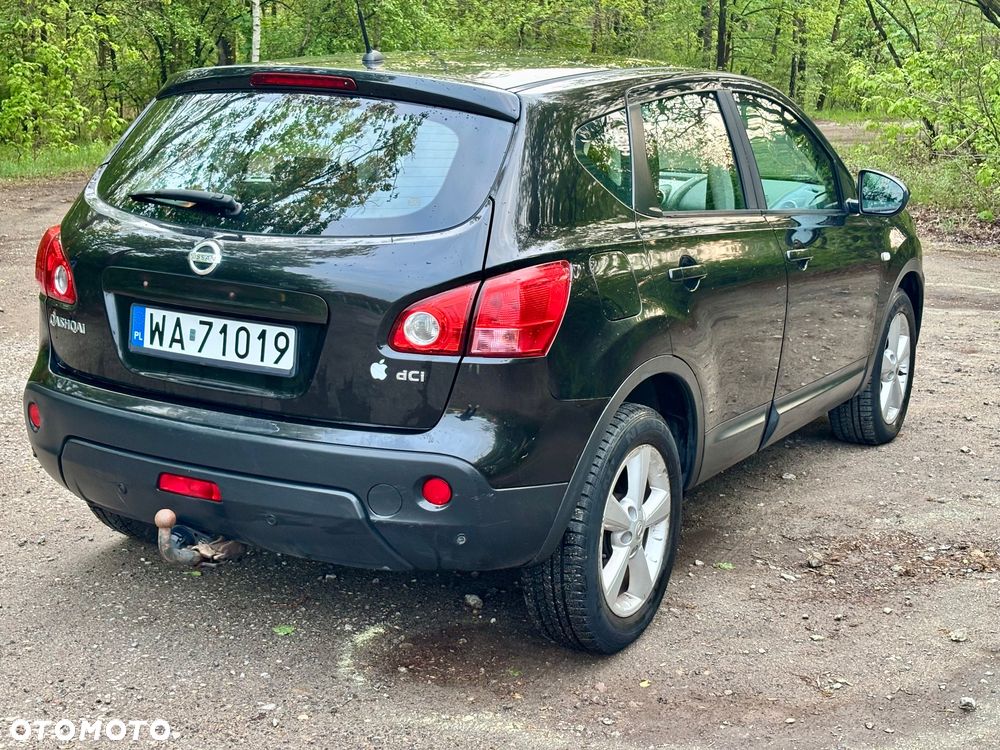 Nissan Qashqai 2.0 dCi Lounge - 3
