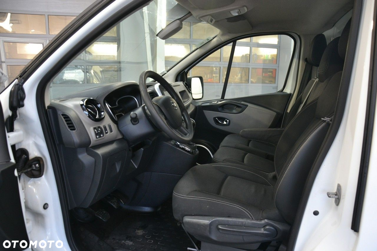 Nissan NV300 - 22
