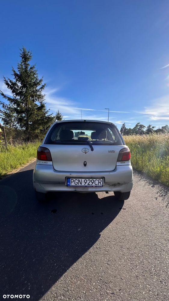 Toyota Yaris 1.0 Luna - 7
