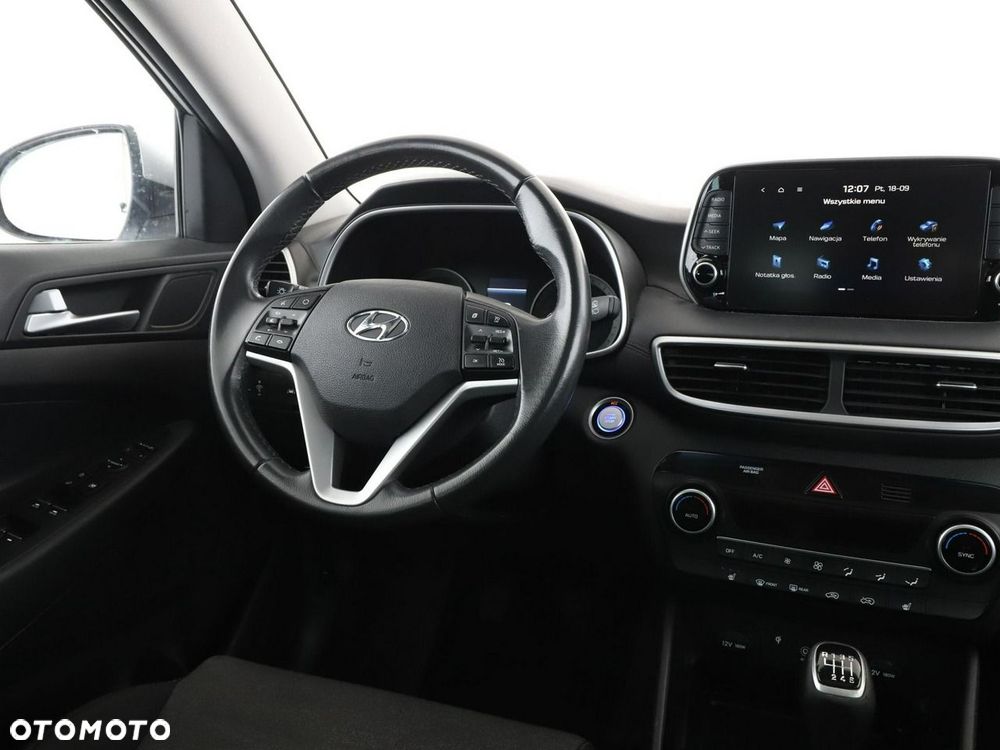 Hyundai Tucson 1.6 CRDi Comfort 2WD - 17