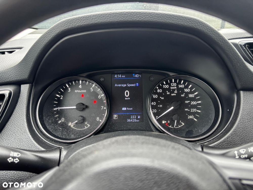 Nissan Qashqai - 16