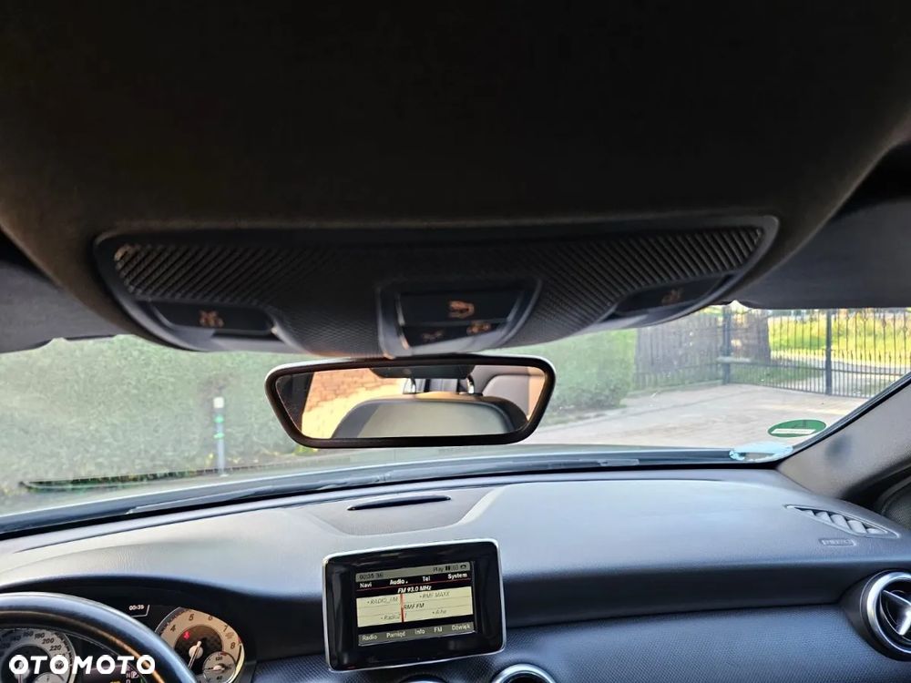 Mercedes-Benz Klasa A 180 (BlueEFFICIENCY) 7G-DCT Urban - 24