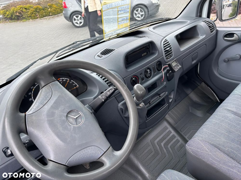 Mercedes-Benz sprinter 413 - 35