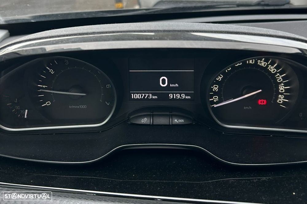Peugeot 208 PureTech 110 Stop & Start Allure - 3