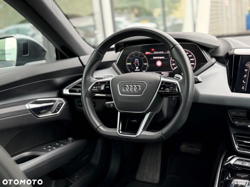 Audi e-tron GT - 16