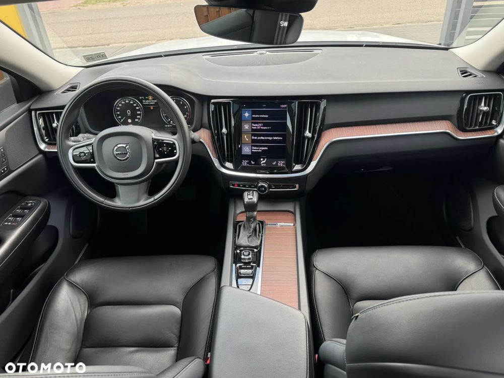 Volvo S60 T6 AWD Momentum Pro - 5