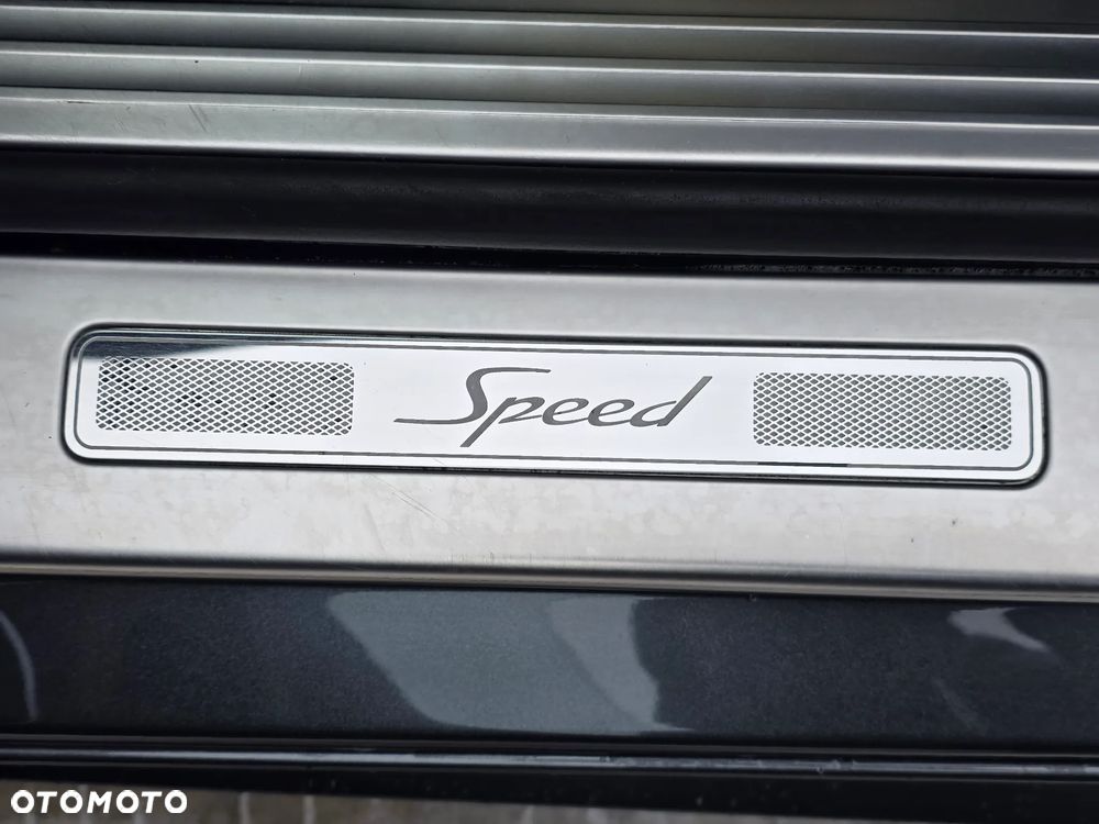 Bentley Continental GT Speed - 36