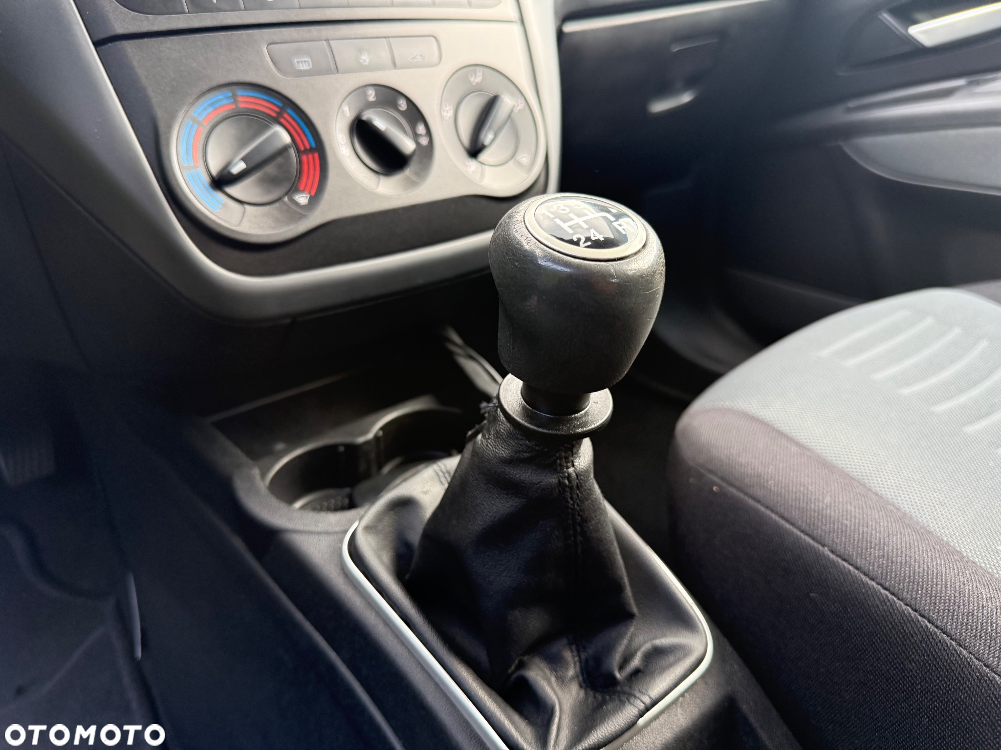 Fiat Grande Punto - 23