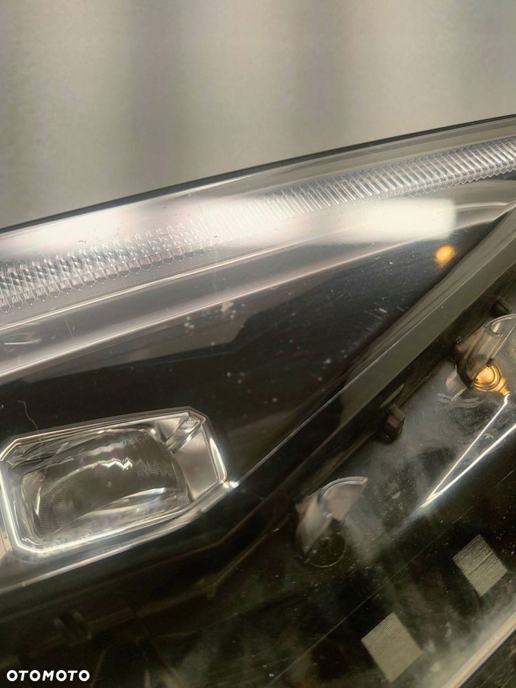 toyota bz4x full led przód strona prawa - 6
