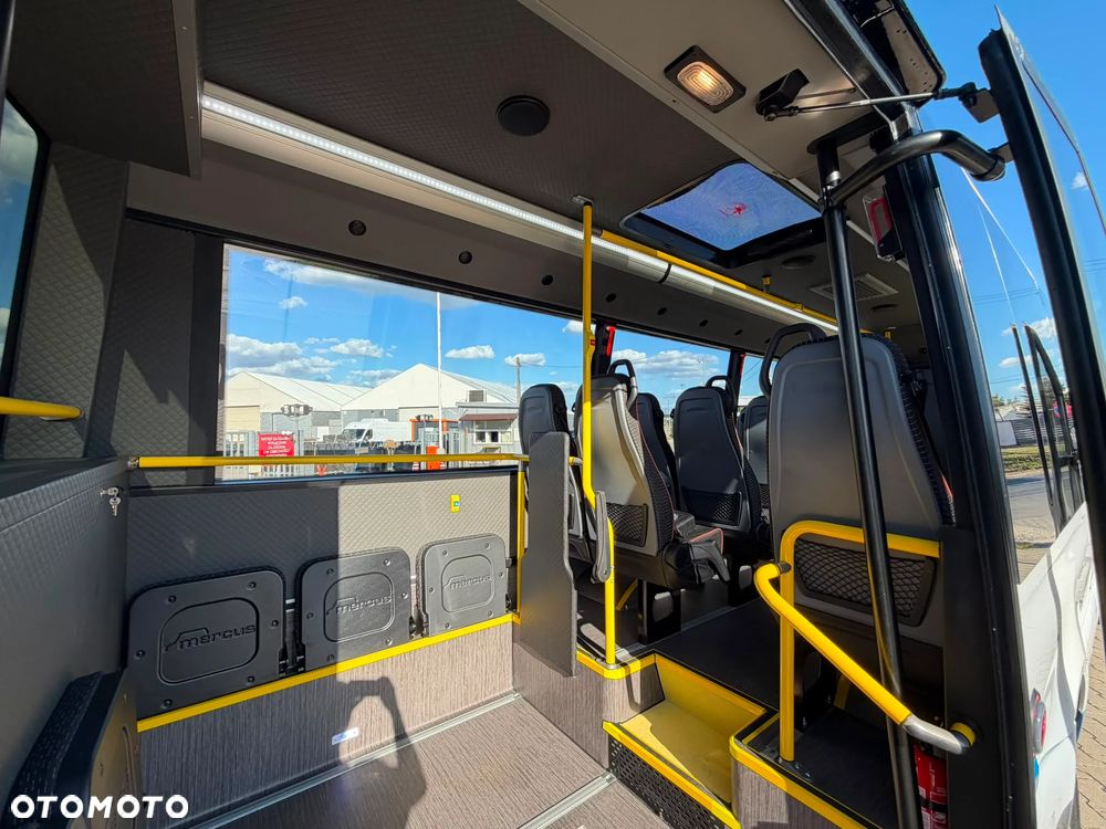 Mercedes-Benz Sprinter 517 - 16