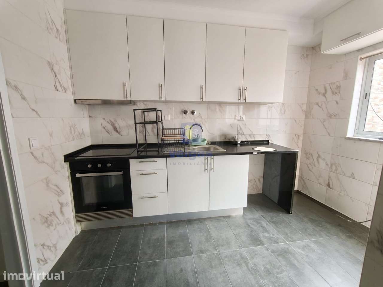 T1+1 com Logradouro - Totalmente remodelado  | Baixa da Banheira - Grande imagem: 3/14