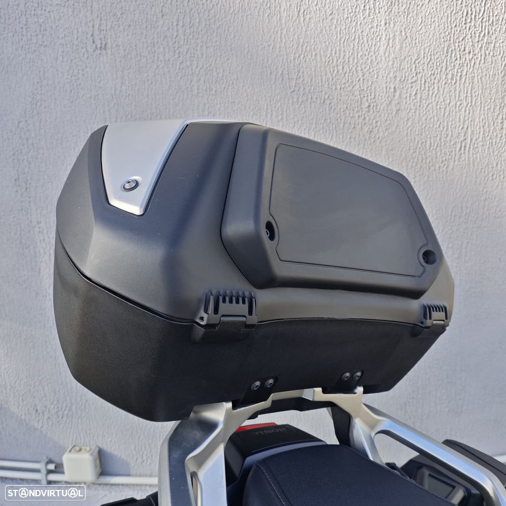 Honda X-ADV 750 SPECIAL EDITION - 14