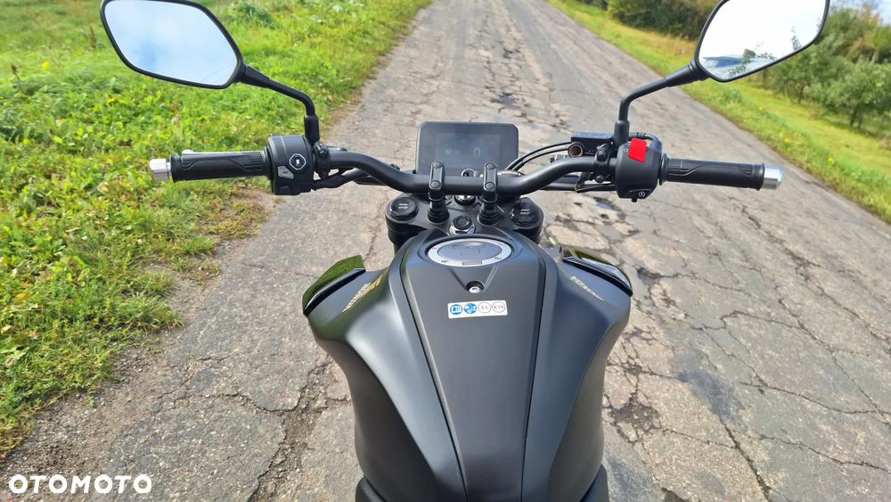 Honda CB - 18