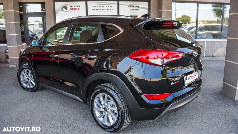 Hyundai Tucson 2.0 CRDI 4WD Intro Edition - 31
