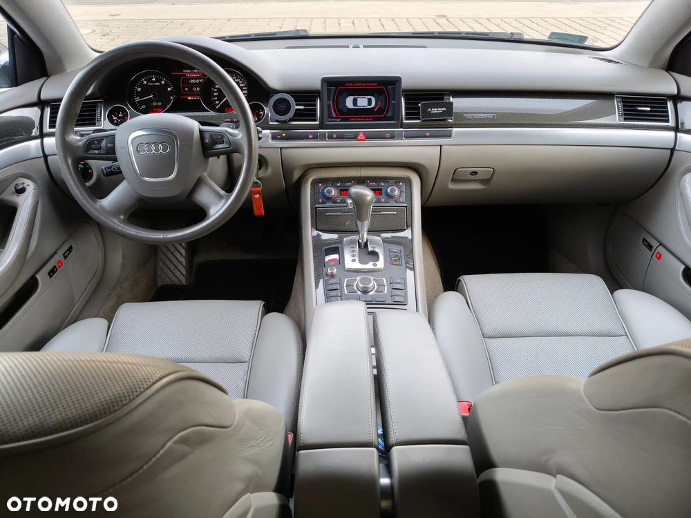 Audi S8 5.2 FSI Quattro - 10