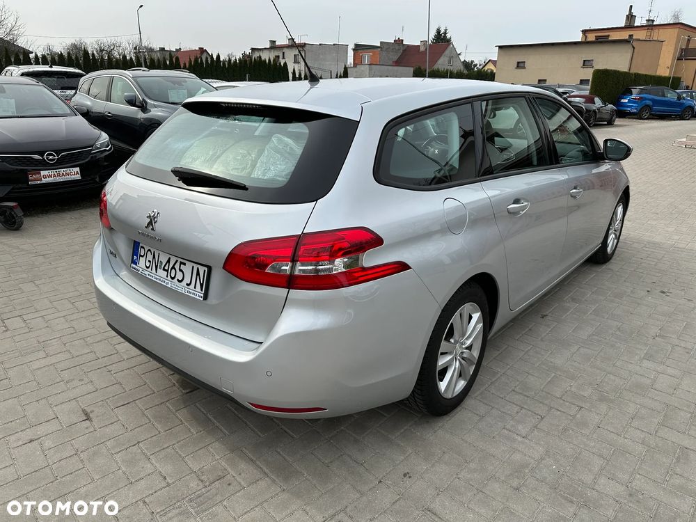 Peugeot 308 - 3