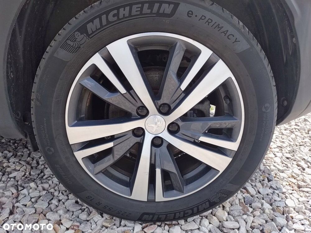 Peugeot 3008 1.5 BlueHDi Allure Pack S&S EAT8 - 11