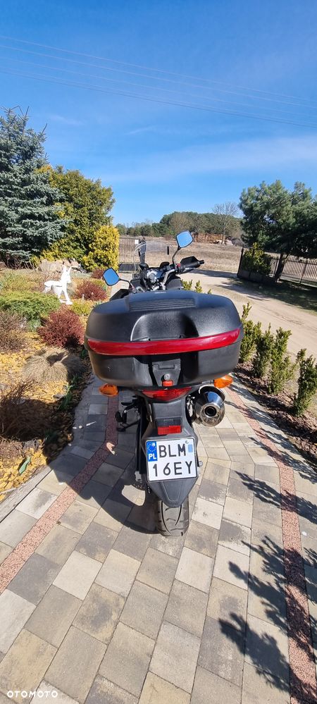 Suzuki V-STROM - 13