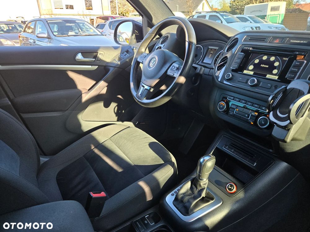 Volkswagen Tiguan 2.0 TDI 4Mot Perfectline R-Style DSG - 27