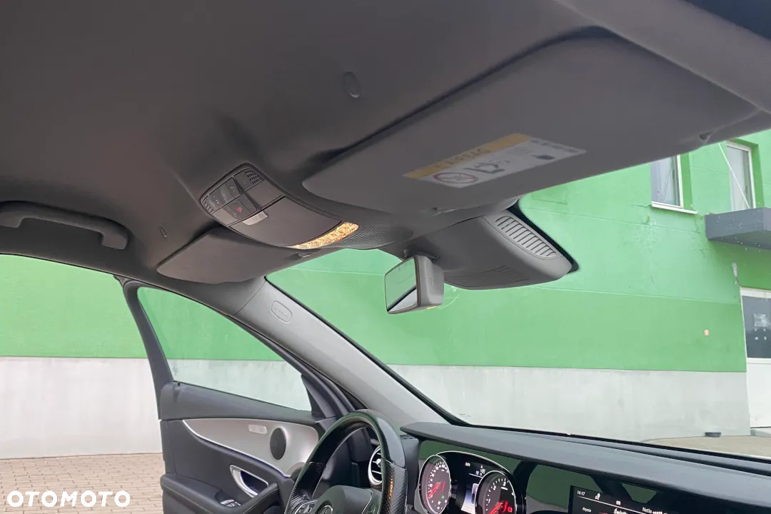 Mercedes-Benz Klasa E 220 d 9G-TRONIC - 16