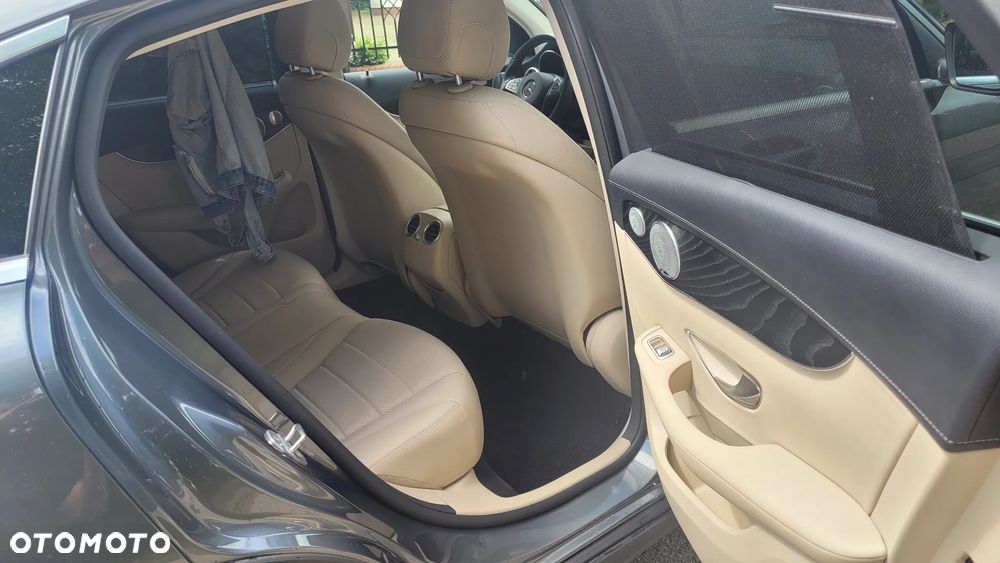 Mercedes-Benz GLC 220 d 4-Matic - 12