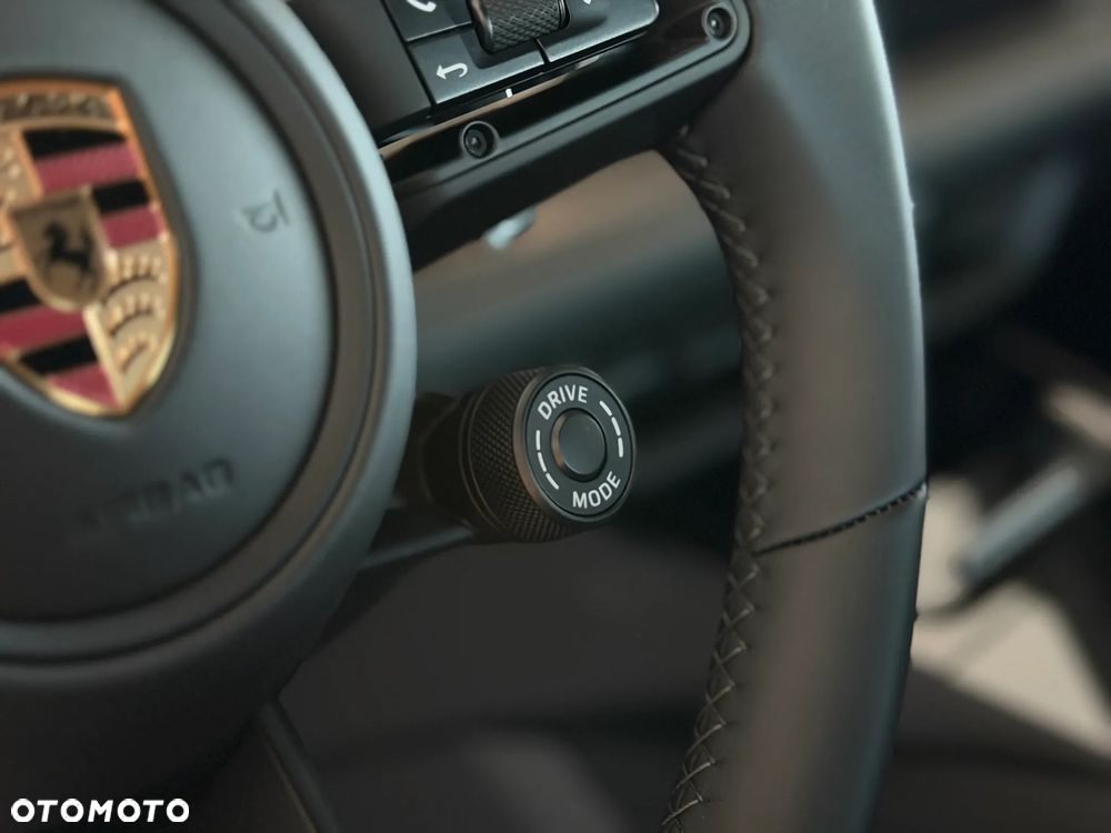 Porsche Cayenne E-Hybrid PHEV Black Edition - 27