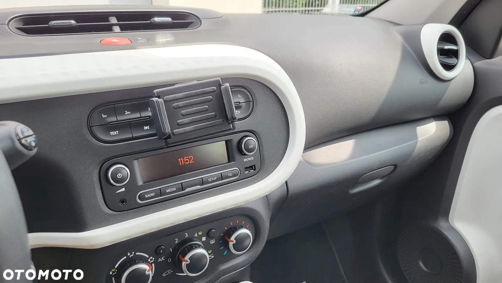 Renault Twingo SCe 70 Zen - 8