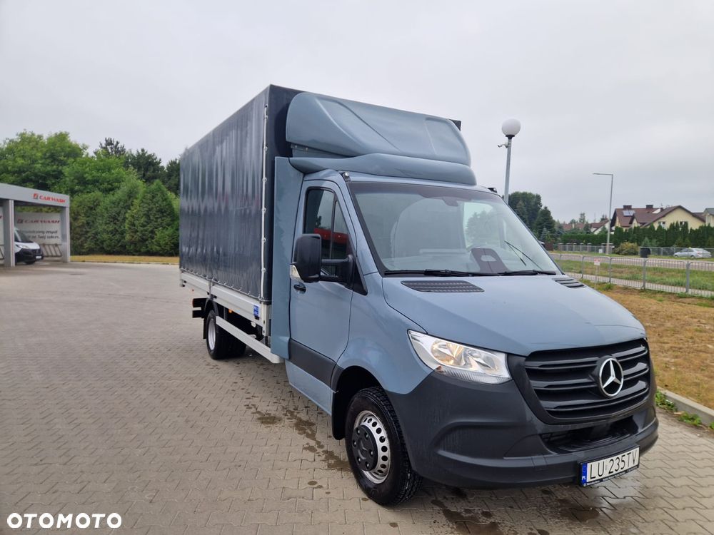 Mercedes-Benz Sprinter - 1