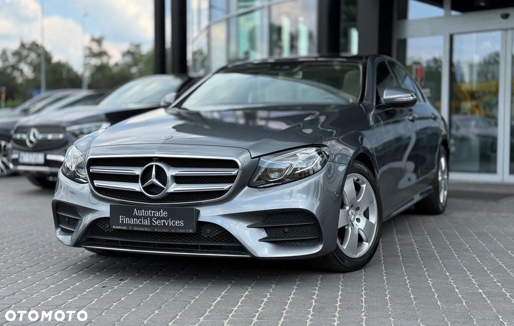 Mercedes-Benz Klasa E 220 d 9G-TRONIC AMG Line - 3