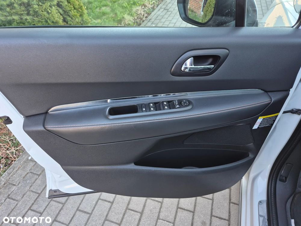 Peugeot 3008 BlueHDi 120 Stop & Start Business-Line - 37