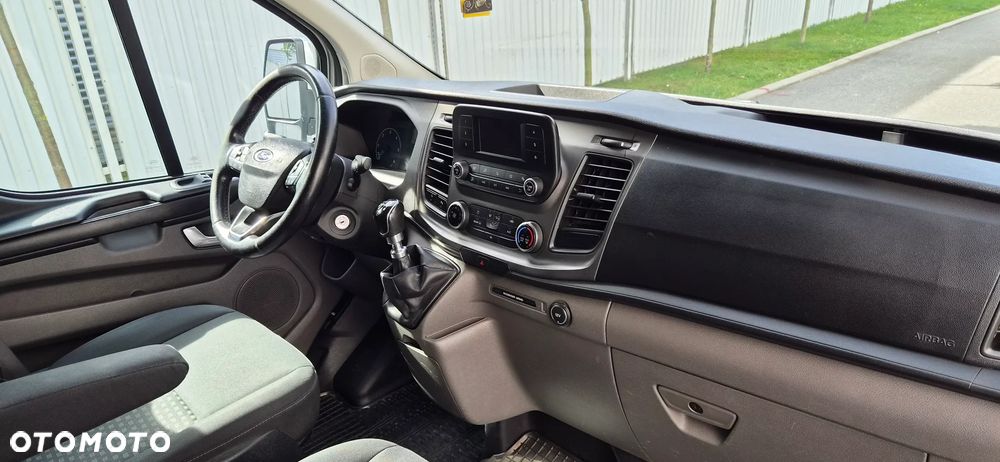 Ford Transit Custom 310 L2H1 Limited - 16