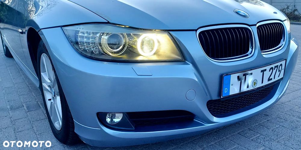 BMW Seria 3 318i Edition Exclusive - 40