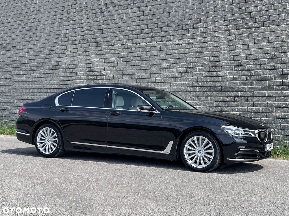 BMW Seria 7 750Li Edition Exclusive - 2