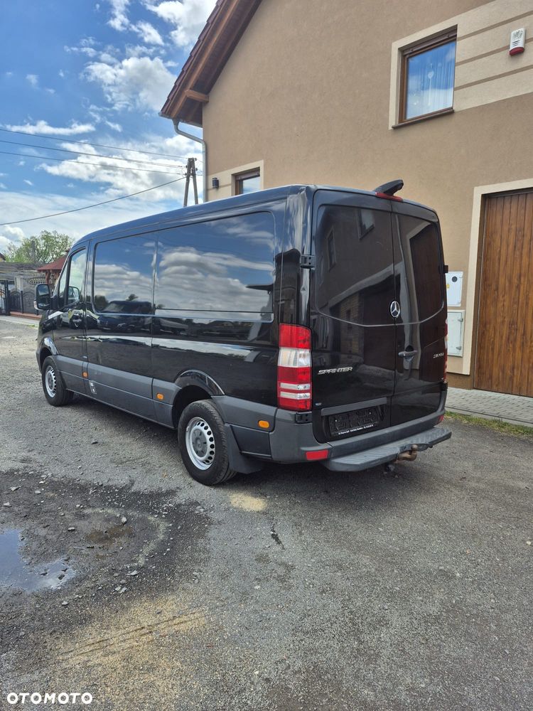Mercedes-Benz Sprinter 216 - 6