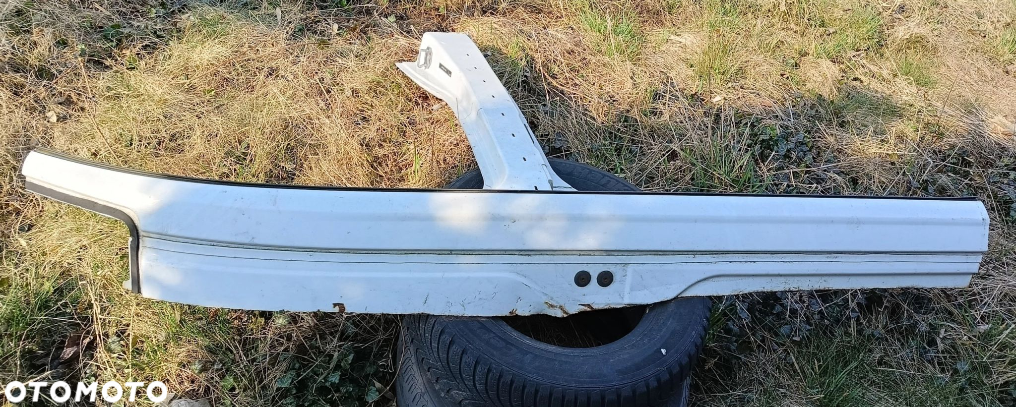 Transit Custom słupek prawy rynna przód kolor: AA Ford - 2