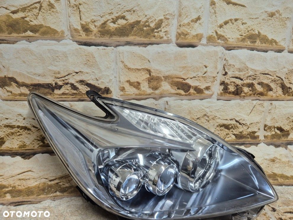 toyota prius 3 III 12\'\' full led prawa lampa europa - 2