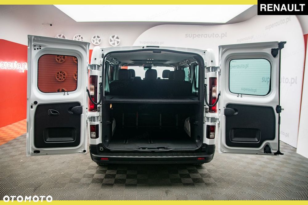 Renault Trafic - 10