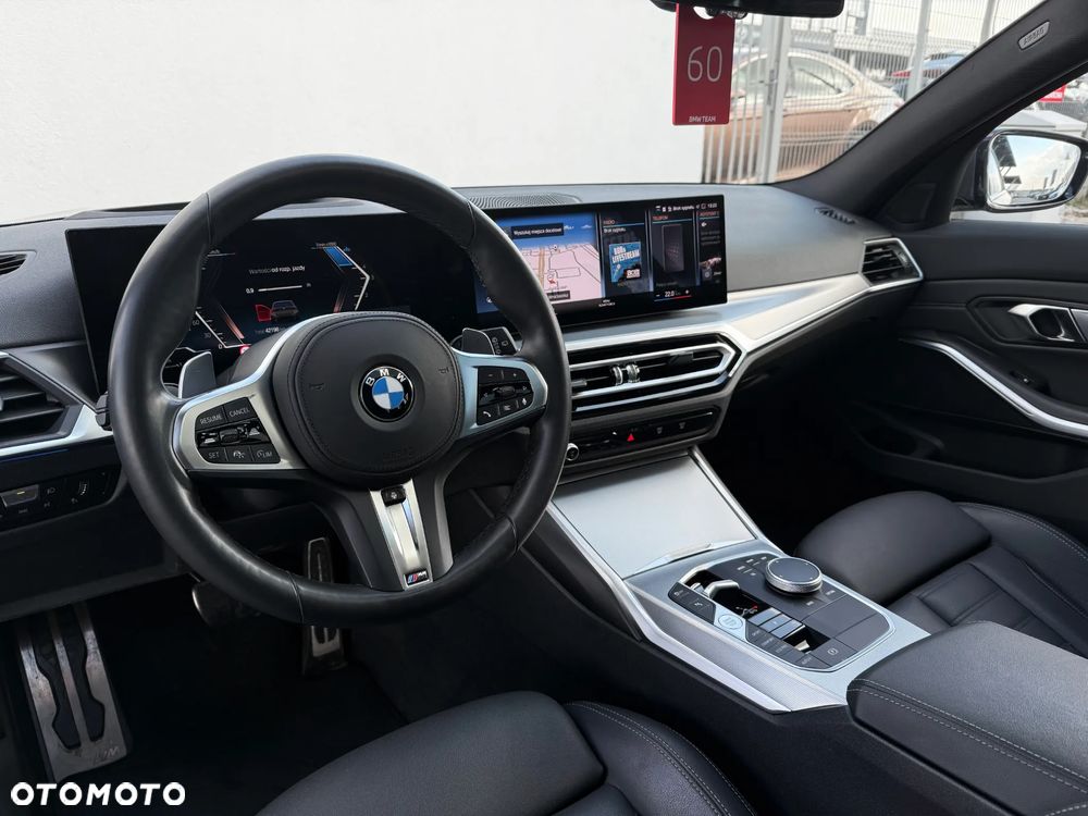 BMW Seria 3 320d Touring xDrive M Sport - 24