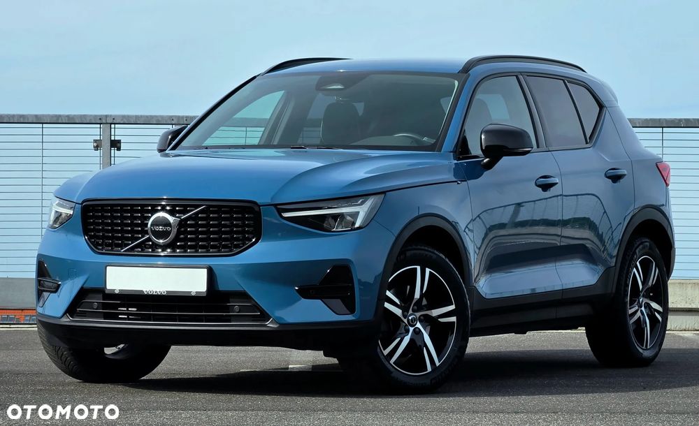 Volvo XC 40 B4 AWD Ultimate Dark - 10