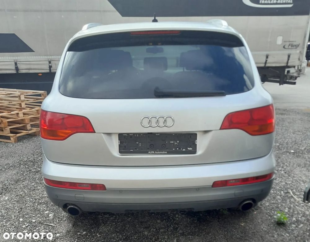 Audi Q7 4.2 FSI Quattro Tiptronic - 9