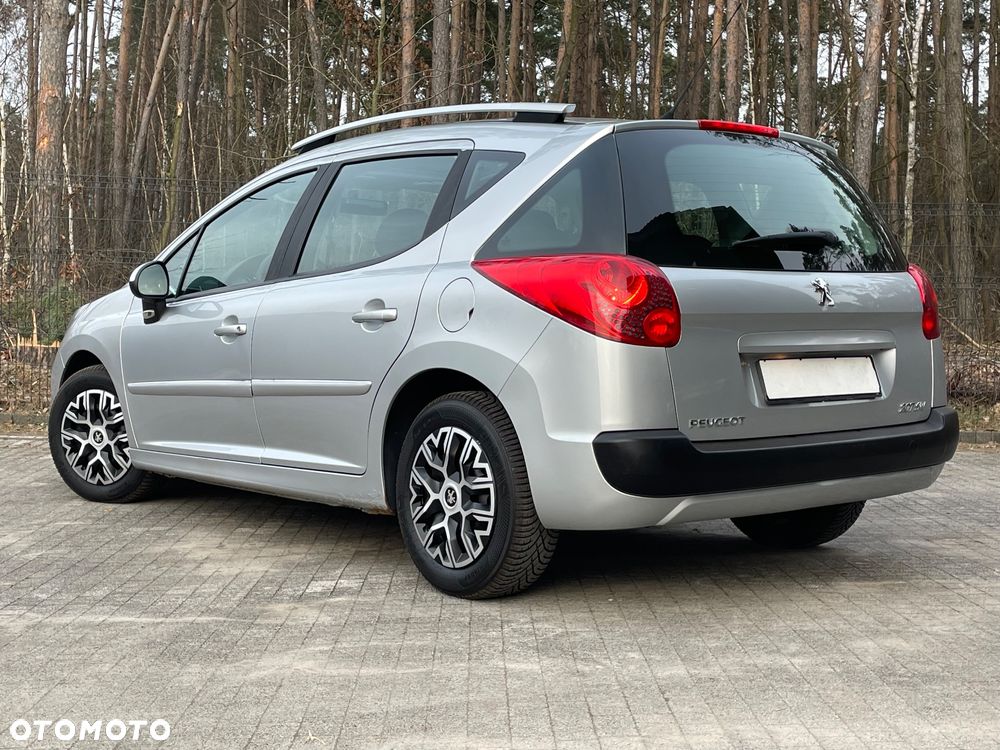 Peugeot 207 95 VTi Premium - 17