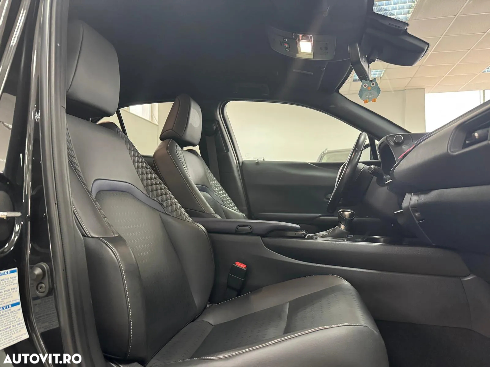 Lexus UX 250h 2.0L HEV 20H- (178 HP) 4X4 CVT Special Edition - 22