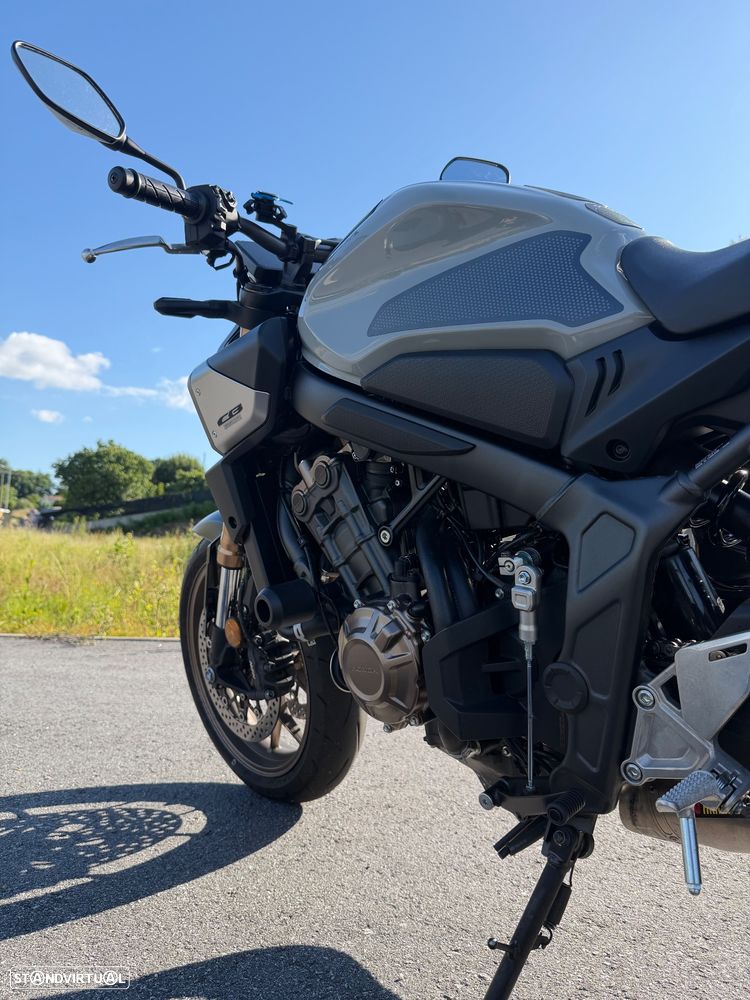 Honda CB - 4