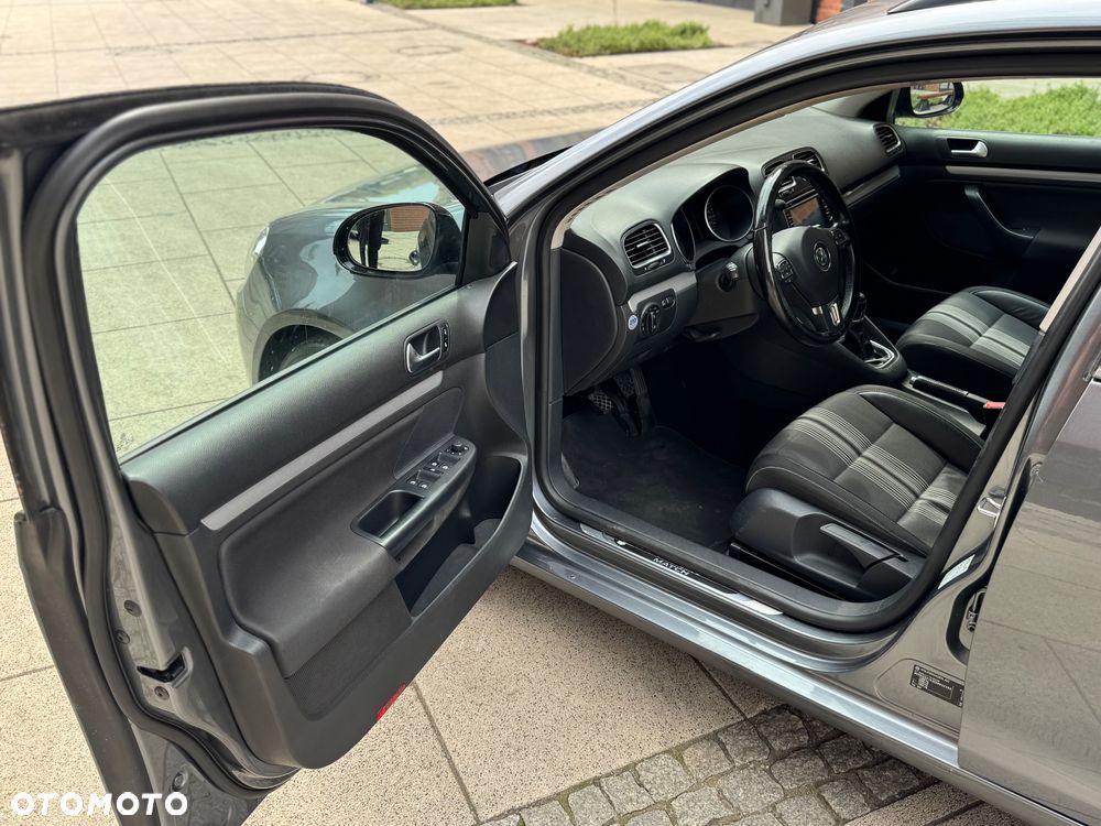 Volkswagen Golf 1.6 TDI DPF BlueMotion Technology MATCH - 9