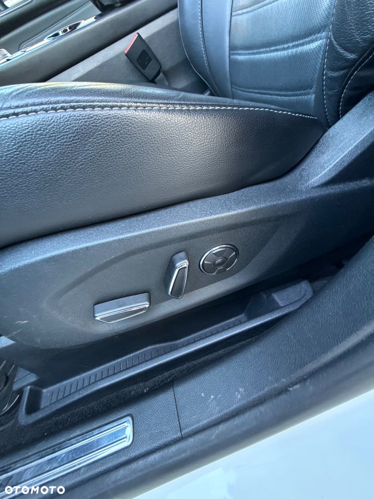 Ford Galaxy 2.0 EcoBlue 4WD Titanium - 28