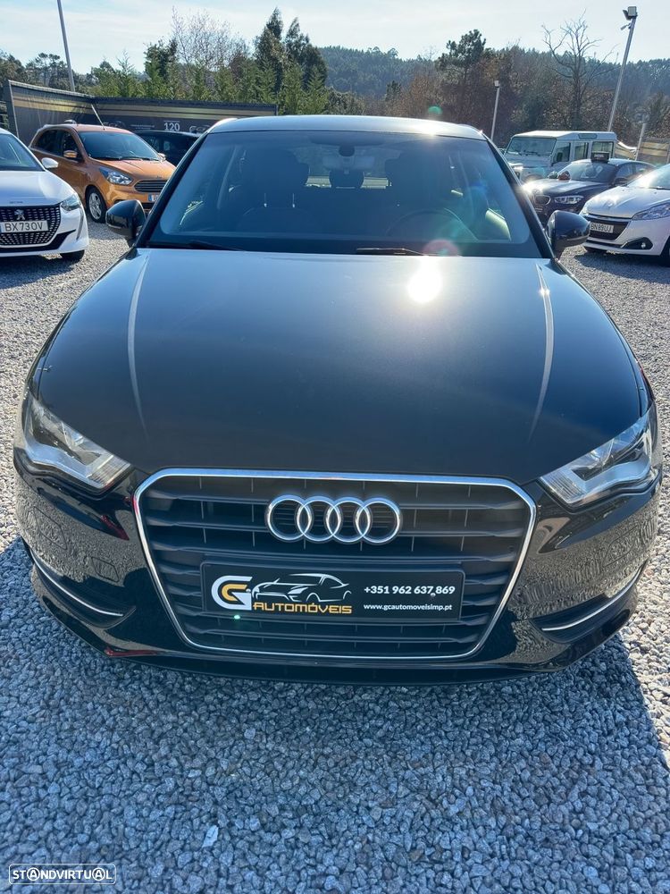 Audi A3 1.6 TDI Attraction - 4