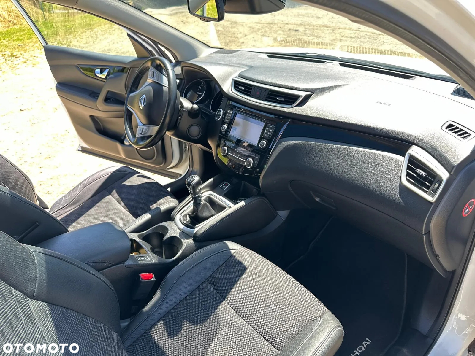 Nissan Qashqai 1.6 DIG-T Tekna - 11