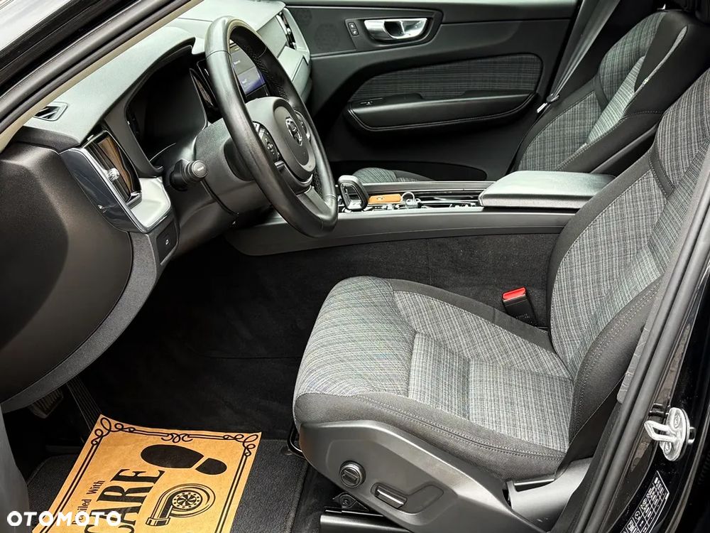 Volvo XC 60 B4 D Geartronic Momentum Pro - 6