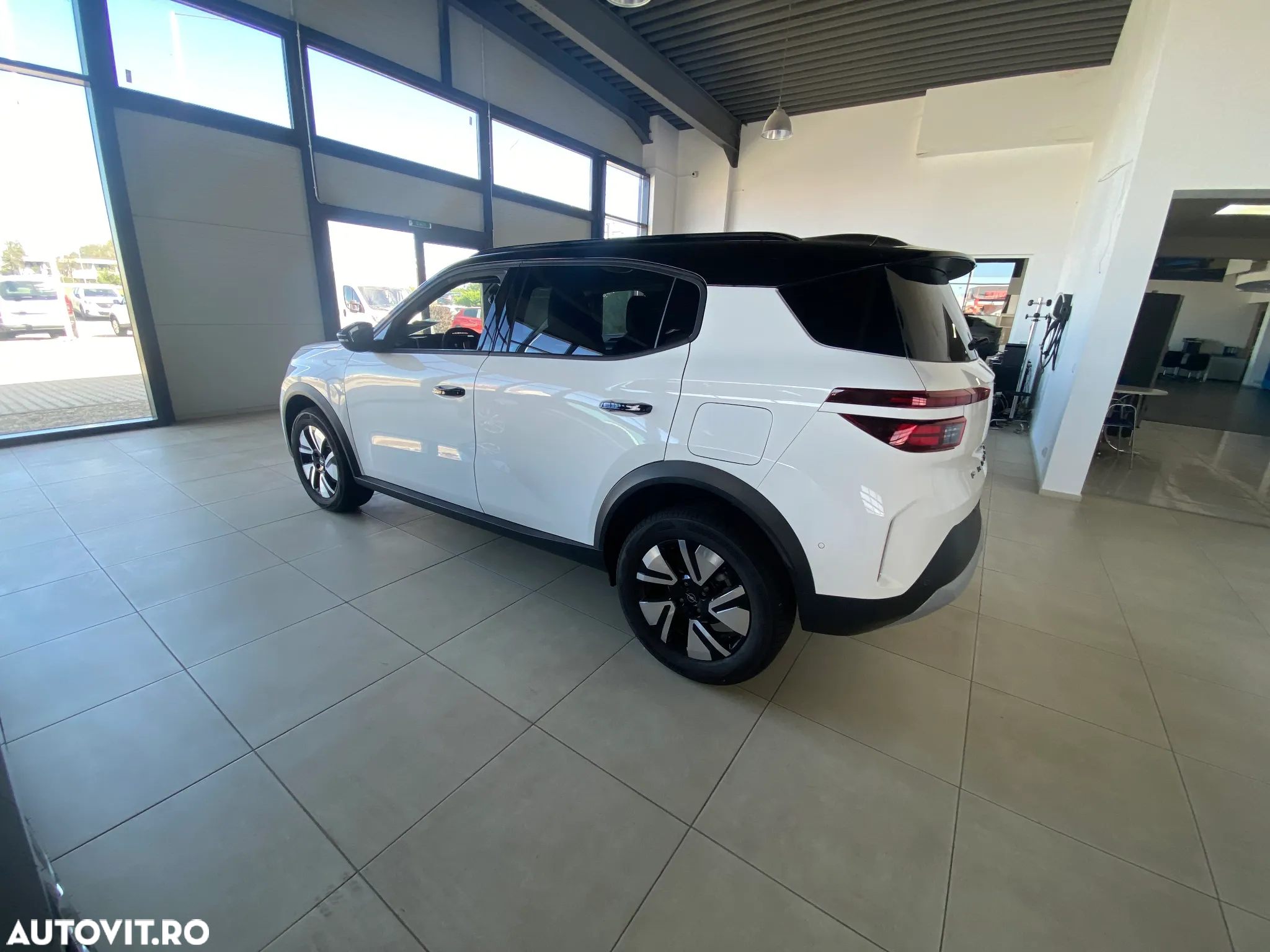 Opel Frontera 1.2 Turbo MHEV Edition - 3