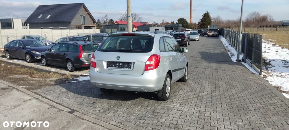Skoda Fabia 1.4 16V Comfort - 6